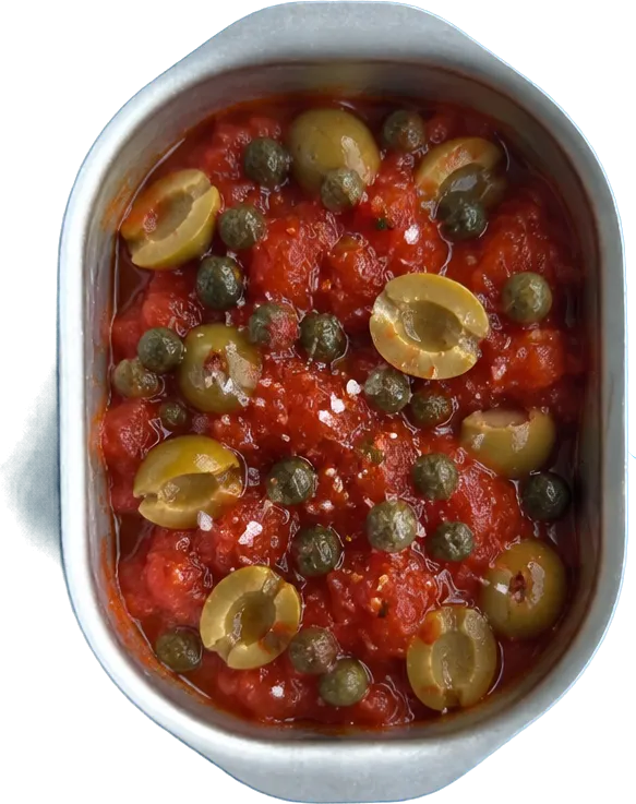 Nel sesto contenitore mettete 300 g di polpa di pomodoro, 40 g di olive verdi denocciolate a metà, 20 g di capperi sotto sale dissalati interi, 1.5 cucchiai Liffo di sale fino e 0.5 pizzichi di peperoncini essiccati.