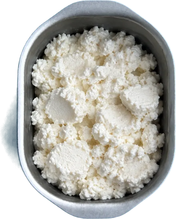 Nel primo contenitore mettete 260 g di le ricotte fresche vaccina a cucchiai.