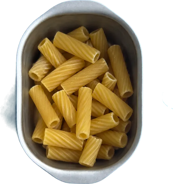 Nel terzo contenitore mettete 110 g di tortiglioni.