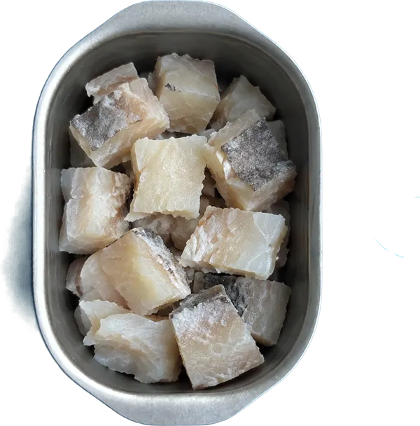 Nel quinto contenitore mettete 200 g di baccalà a dadini grandi.
