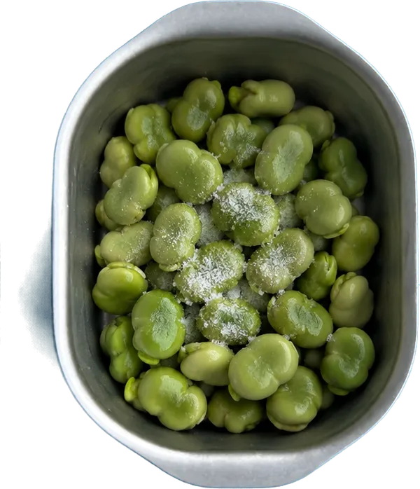 Nel terzo contenitore mettete 200 g di fagiolini piattoni a losanghe e 3 cucchiai Liffo di sale fino.