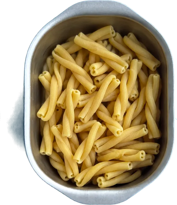 Nel quinto contenitore mettete 160 g di casarecce.