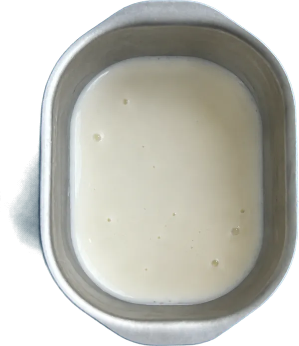 Nel sesto contenitore mettete 100 g di panna fresca.
