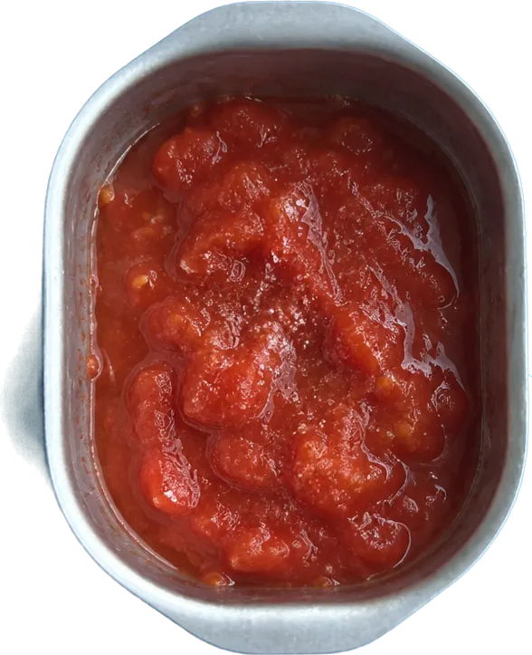 Nel quinto contenitore mettete 250 g di polpa di pomodoro, 50 g di acqua e 2 cucchiai Liffo di sale fino.
